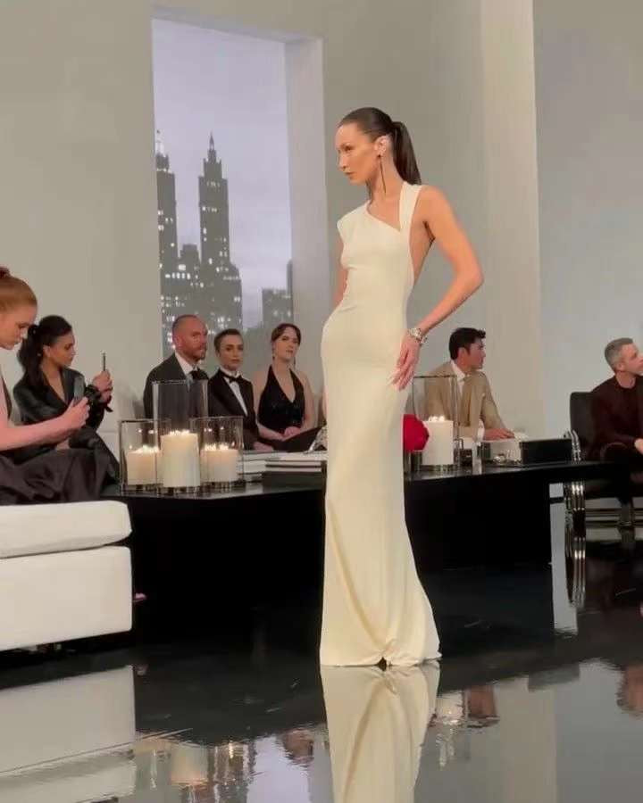 Diplomatic Dress